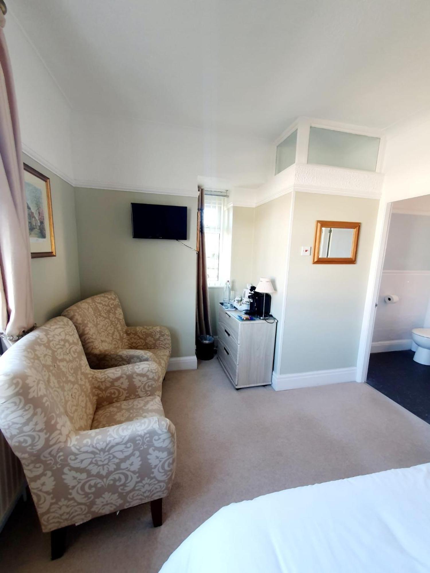 Cleave Court Guest House Llandudno Exterior photo